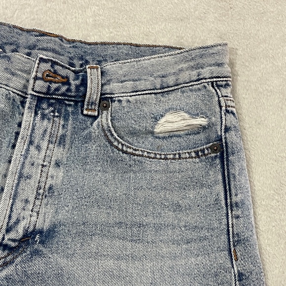 Cheap Monday Mid-Rise Denim Jean Shorts Size 26 - Picture 4 of 13